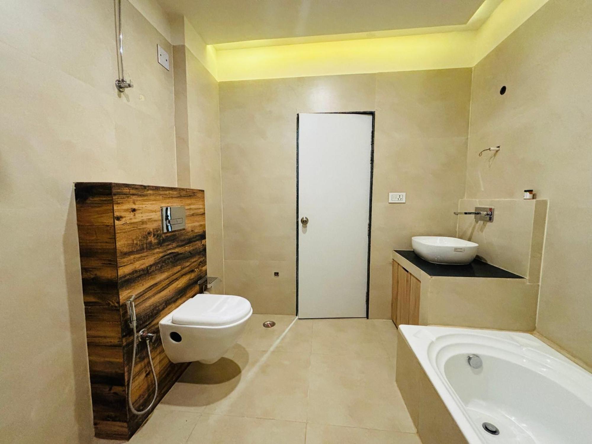 The Lavish Stay Benares Buitenkant foto