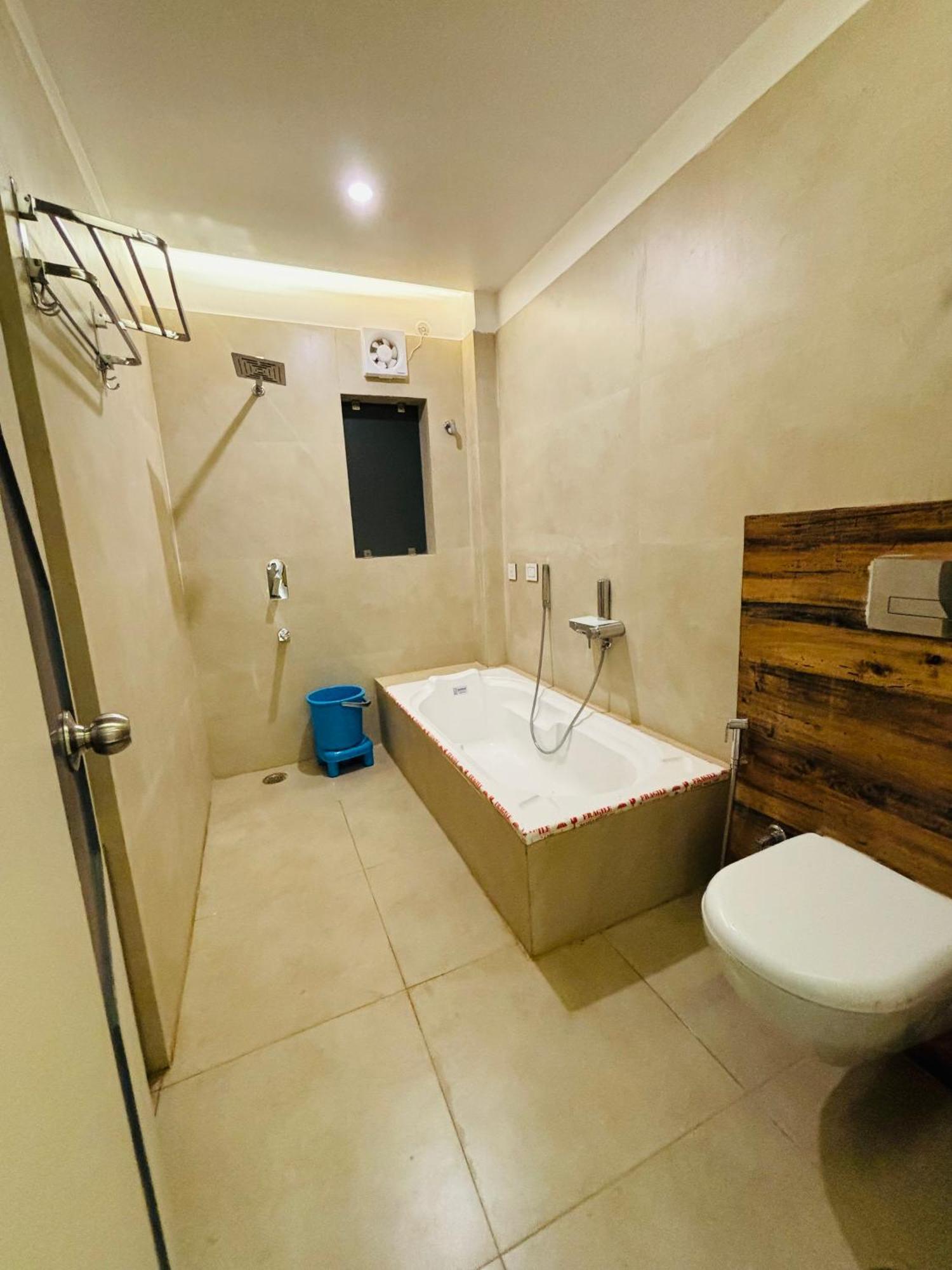The Lavish Stay Benares Buitenkant foto