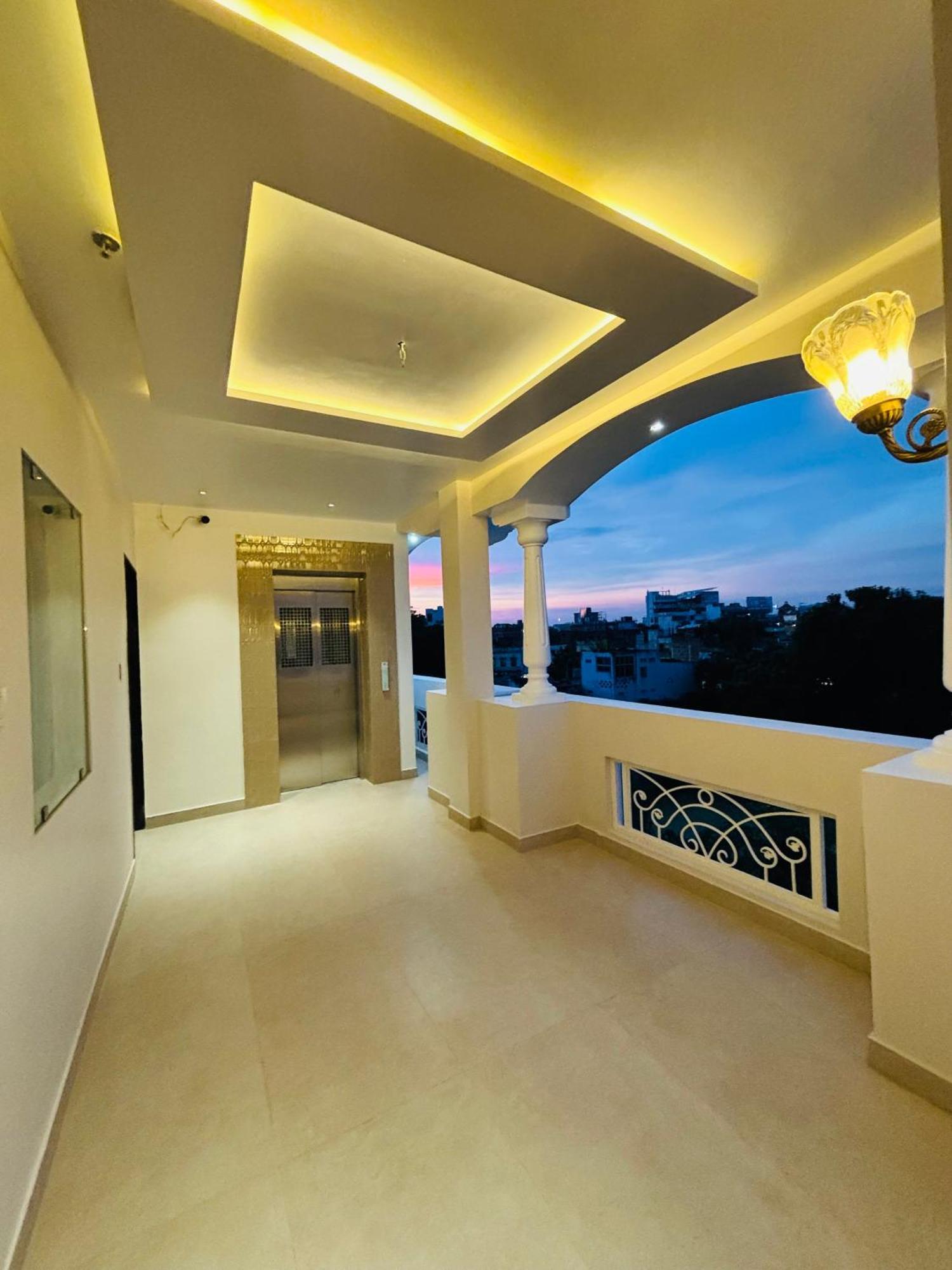 The Lavish Stay Benares Buitenkant foto