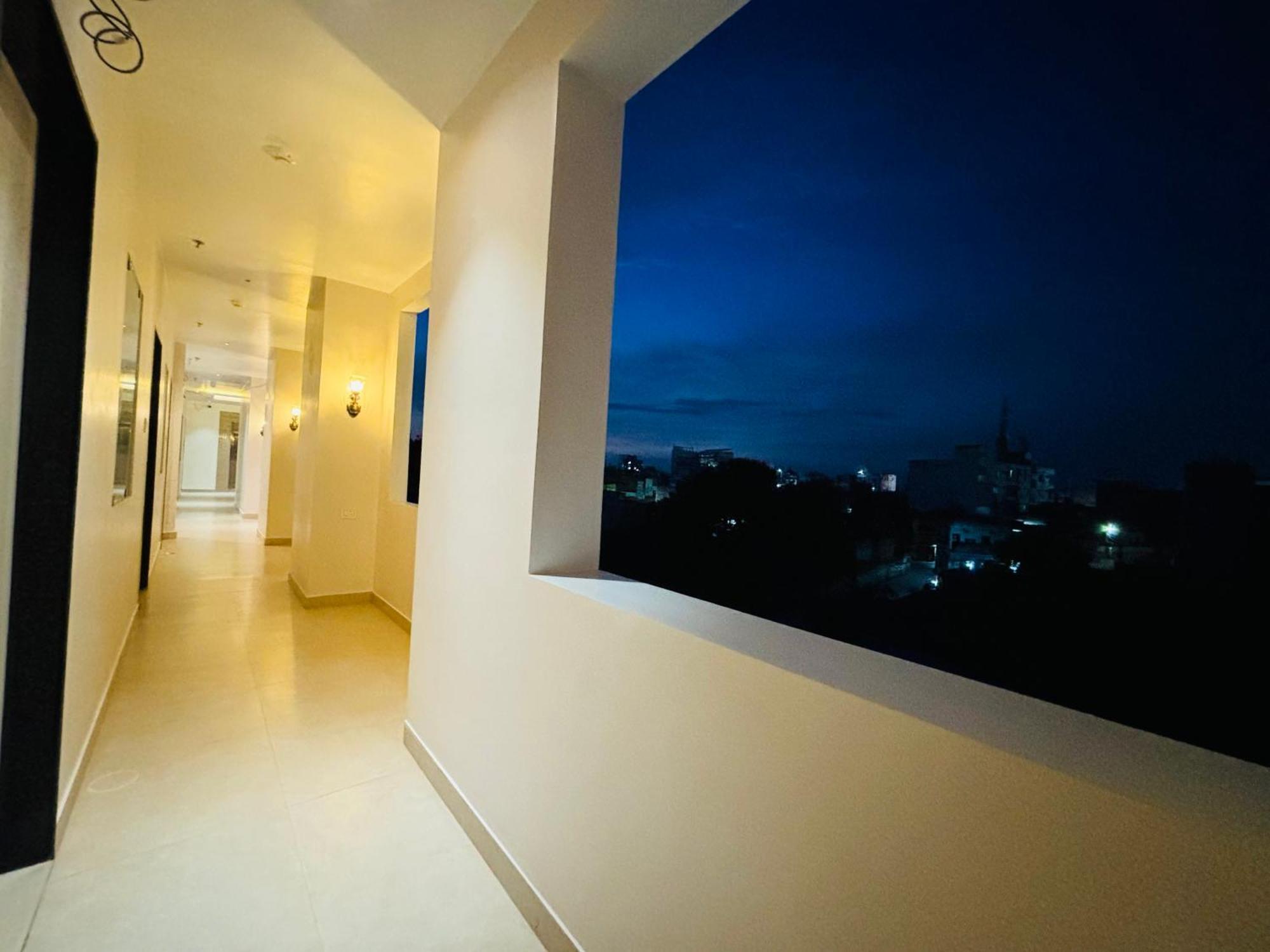 The Lavish Stay Benares Buitenkant foto