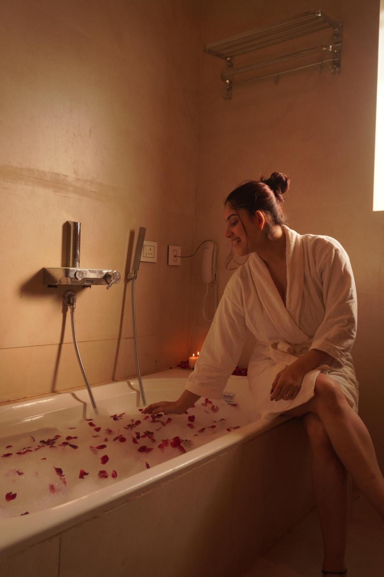 The Lavish Stay Benares Buitenkant foto